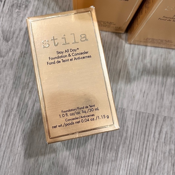 Stila Stay All Day Foundation & Concealer hue 5 - Picture 1 of 2